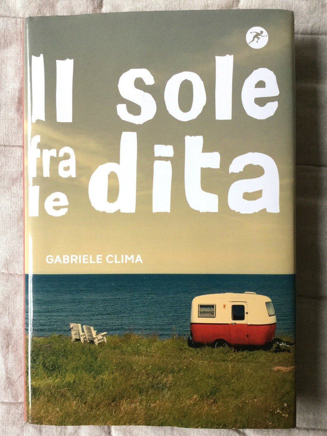 Angela Aniello, Interwine, "Il sole fra le dita"