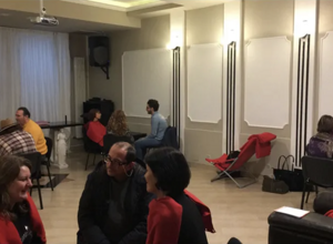 Iscritti a EDEN mentre effettuano una tecnica di ascolto empatico
