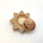 diffusore-in-legno-fiore-a-8-petali