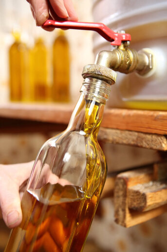 Olio vegetale imbottigliato