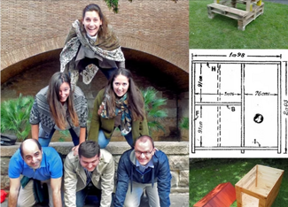 foto de un grupo de personas haciendo una torre humana presentando un Team Building