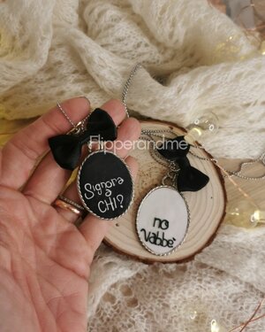 collana-indossami-con-un-sorriso-ovale