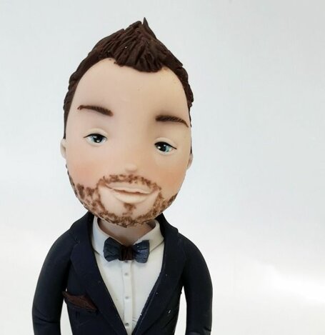 dettagli volto con barba