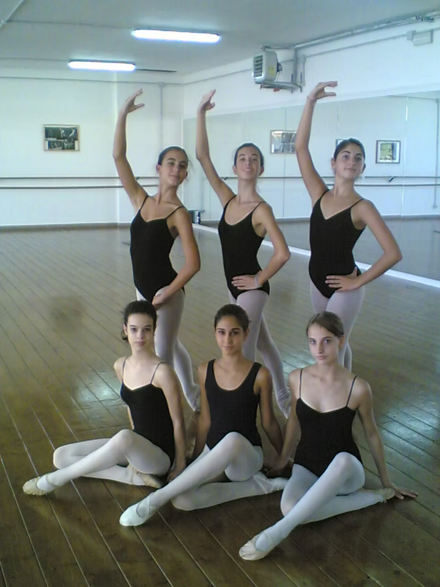 e31f4c_df3f7d54082b487db3c9c54c8156bab7