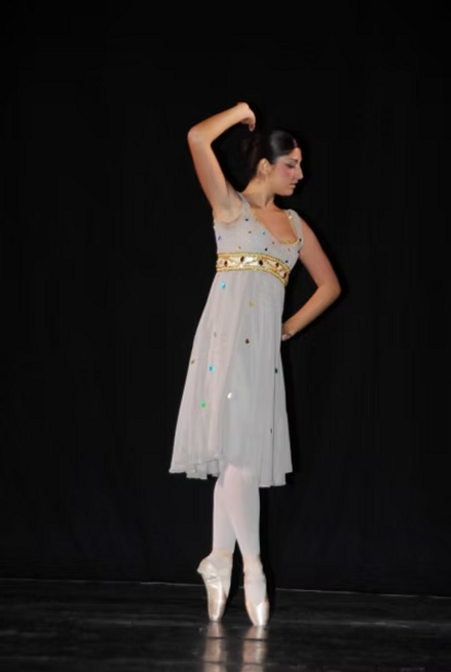 e31f4c_70df298cbe764987a1a0f43d9ca66375