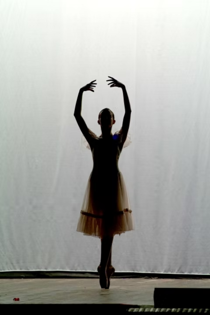 e31f4c_c8ec1b65356f42499ccce0d9eeb5a298