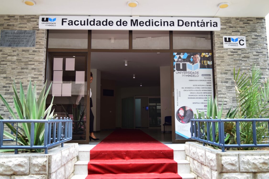 université.jpeg université.jpeg