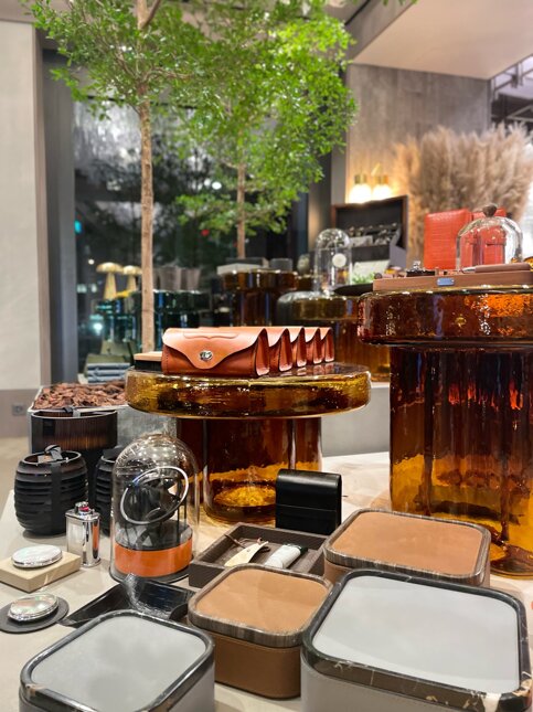 Enea Outside In retail store setup Winter/ autumn by Chiara Butti Studio
