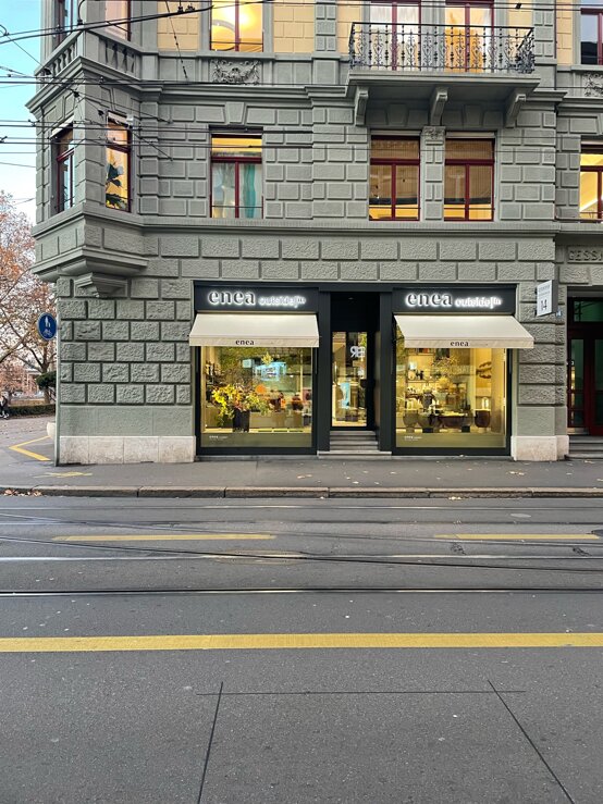 Enea Outside In retail store setup Winter/ autumn by Chiara Butti Studio