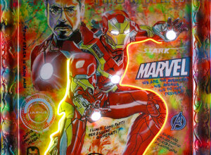 Dipinto di Iron Man con inserti neon LED realizzato da Massimo Paravani con stile cromatismo emozionale