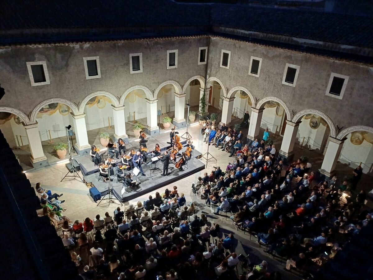 A Catania il vento d'estate dà il via alla rassegna Chiostri &Cortili A Catania il vento d'estate dà il via alla rassegna Chiostri &Cortili