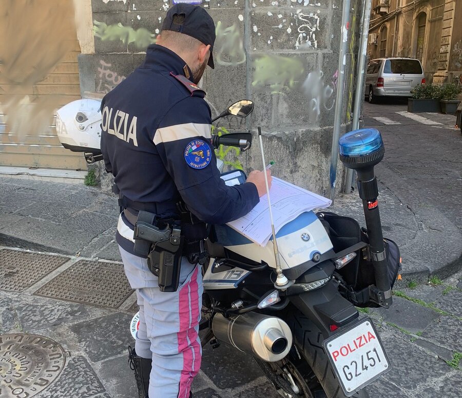 Arrestato in Centro parcheggiatore abusivo Arrestato in Centro parcheggiatore abusivo
