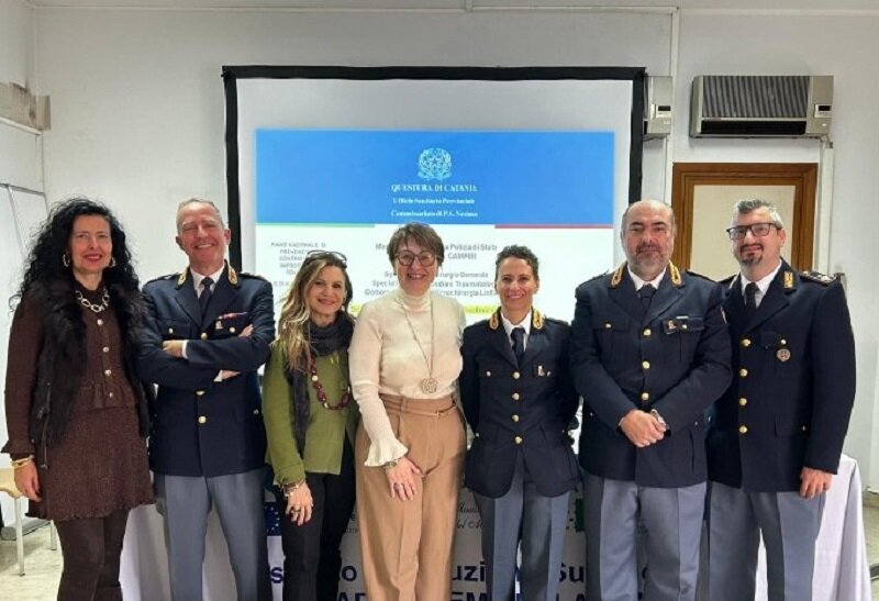 Poliziotti in cattedra per contrastare l&rsquo;uso di droga tra giovanissimi