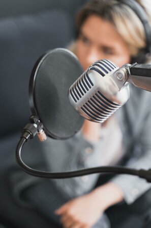 close-up-microphone-interview.jpeg