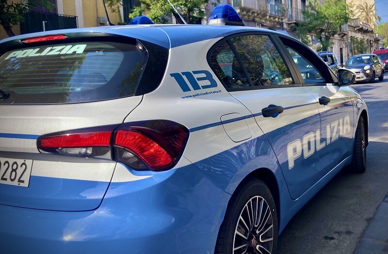 Pronto a rubare scooter in Centro, arrestato in flagranza dalla Polizia di Stato