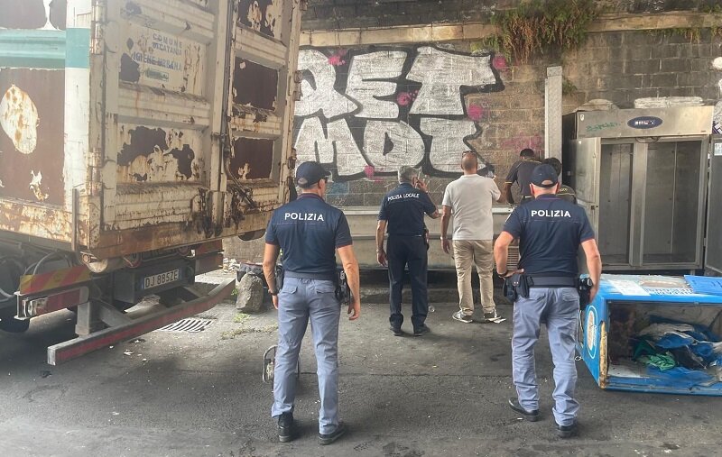 Operazione antidegrado coordinata dalla Polizia di Stato nella zona della Pescheria