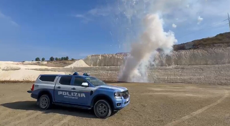 Blitz della Polizia di Stato a San Cristoforo, interrotto spettacolo pirotecnico abusivo