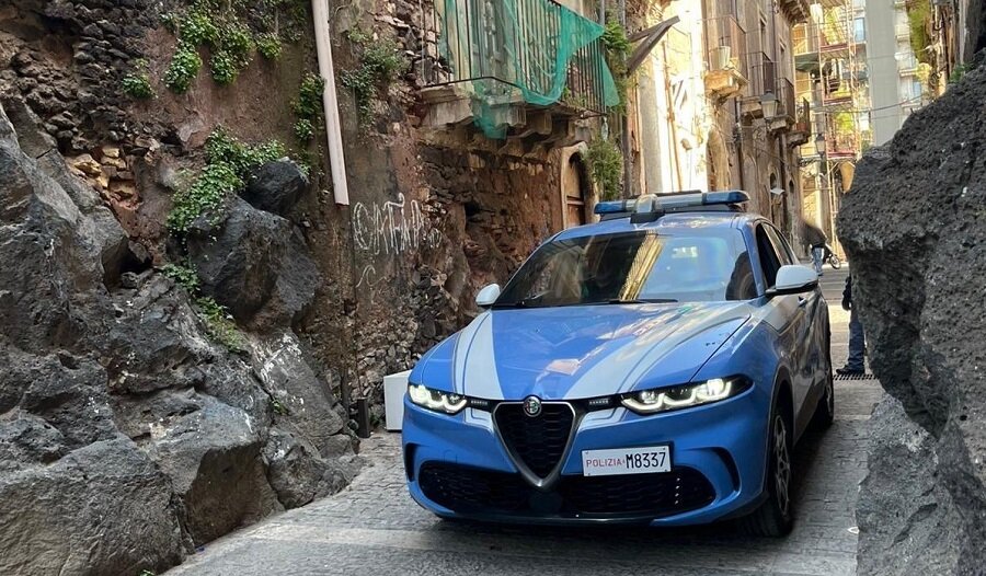 Arrestato dalla Polizia di Stato in possesso di stupefacenti a &ldquo;San Berillo&rdquo;