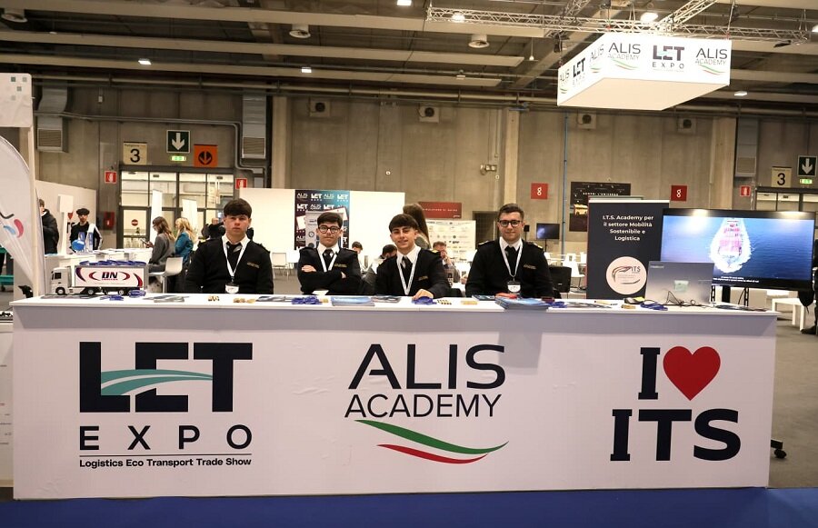 Cadetti I.T.S. Academy Catania e studenti dell’istituto “Duca degli Abruzzi” al LetExpo 2026 a Verona