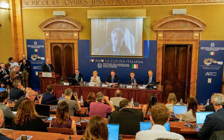 Al via la nuova edizione della Carta dedicata a te, 1000 euro per le famiglie