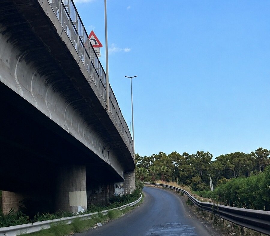 Asse dei Servizi, intervento notturno per il rifacimento dell&rsquo;asfalto della rampa di accesso da via San Giuseppe La Rena