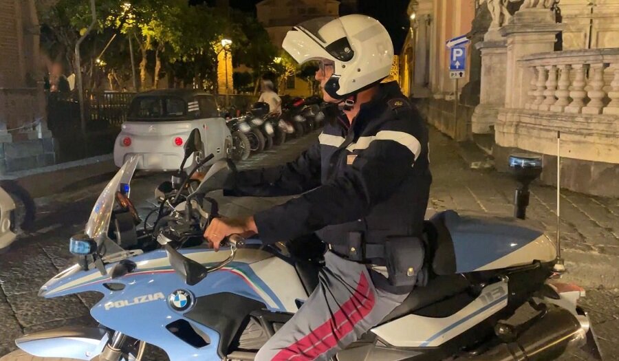 Controllate 2 attivit&agrave; itineranti nel centro di Acireale dalla task force coordinata dalla Polizia di Stato