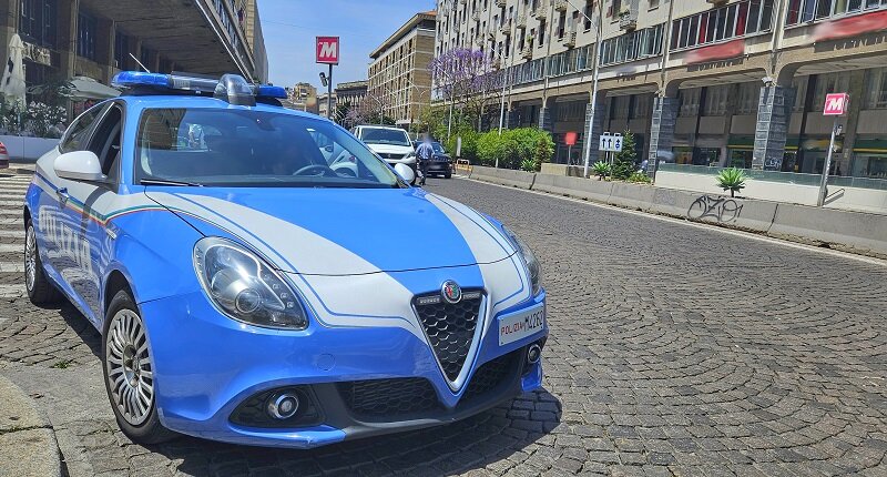 la-polizia-di-stato-intercetta-e-denuncia-il-ladro-di-uno-smartphone-grazie-alla-geolocalizzazione.jpeg la-polizia-di-stato-intercetta-e-denuncia-il-ladro-di-uno-smartphone-grazie-alla-geolocalizzazione.jpeg