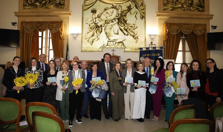 Premio “Valore Donna - Daniela Simon”, riconoscimenti a dieci eccellenze femminili Premio “Valore Donna - Daniela Simon”, riconoscimenti a dieci eccellenze femminili