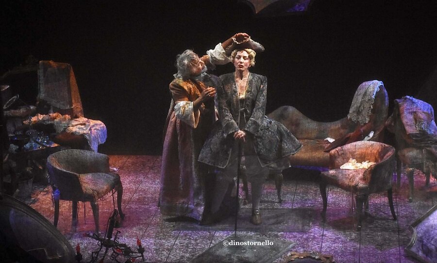 Le relazioni ambigue e pericolose secondo Maximilian Nisi