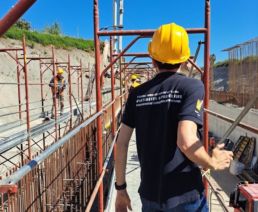 Asp, sicurezza sul lavoro: 1.043 controlli e sanzioni per oltre 1 milione