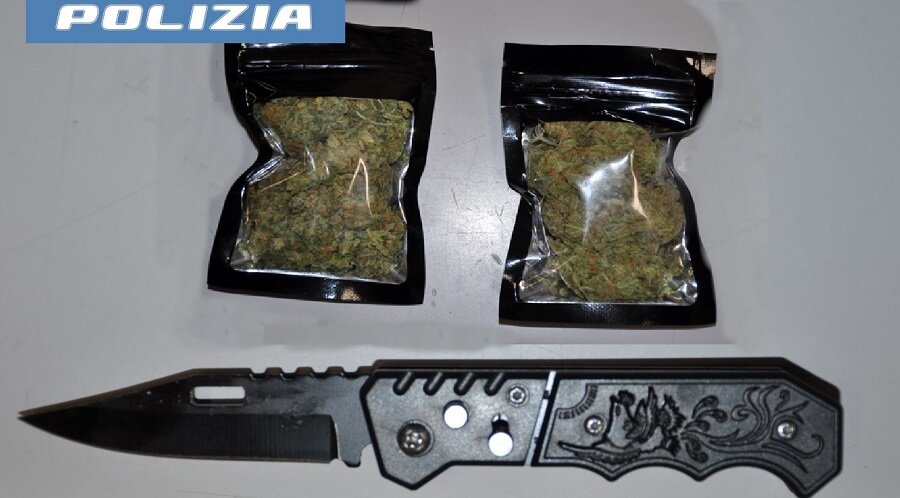 In auto con marijuana e coltello fermati e denunciati dalla Polizia di Stato