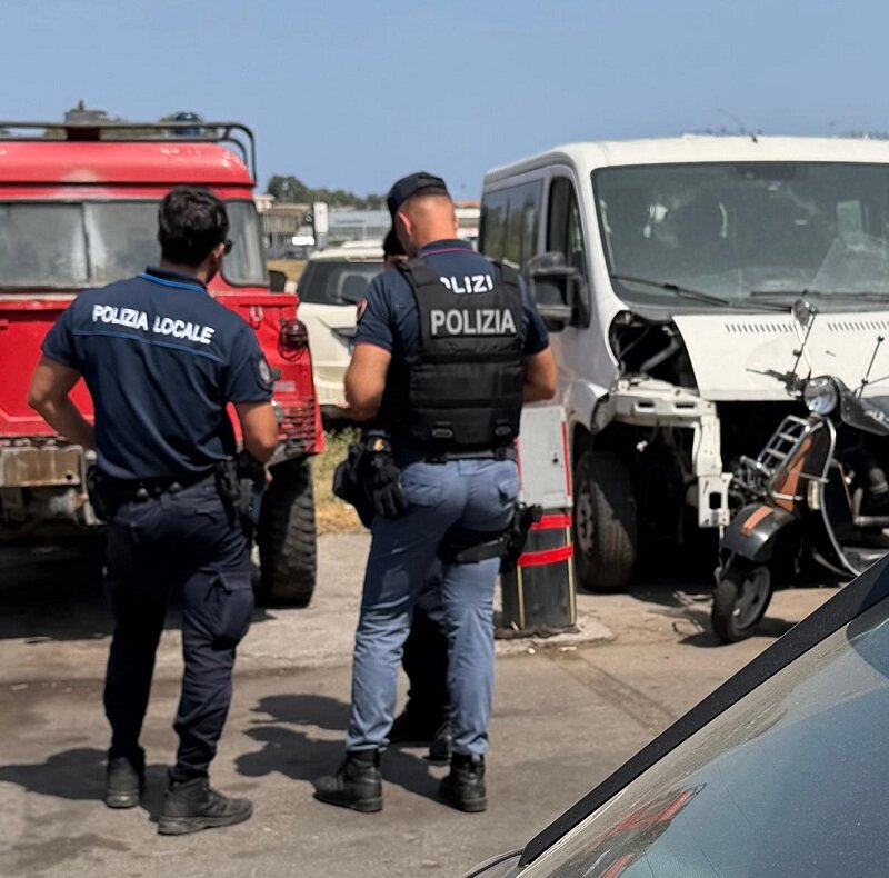 Polizia di Stato e Polizia Locale ripristinano condizioni di legalit&agrave; nel parcheggio libero del Villaggio Santa Maria Goretti