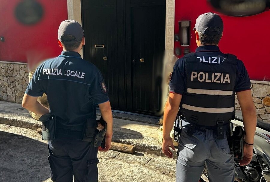 Controlli antiabusivismo in Centro tra ambulanti e strutture ricettive