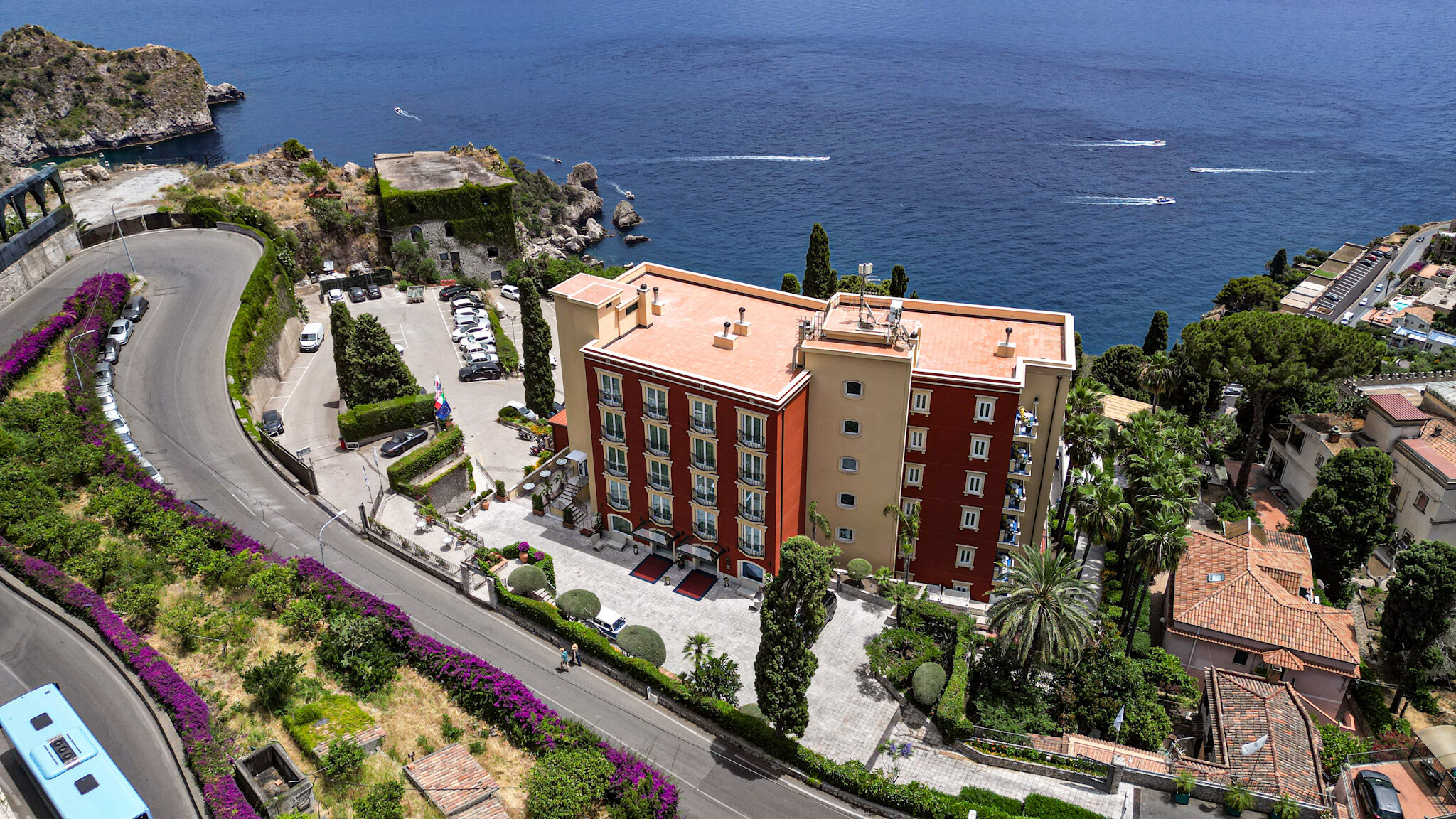 Il Grand Hotel San Pietro di Taormina inaugura una nuova stagione di restyling
