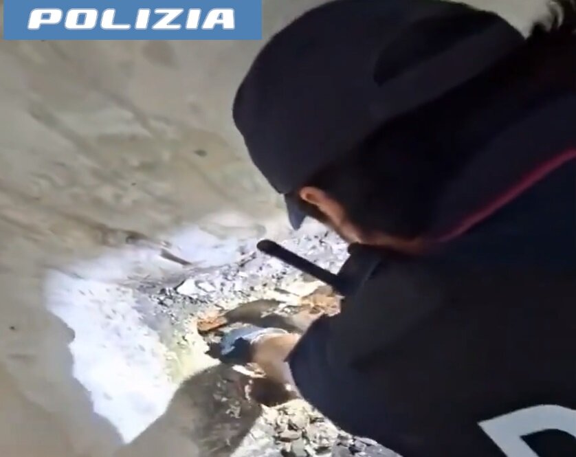Blitz antidroga della Polizia di Stato nel quartiere San Cristoforo