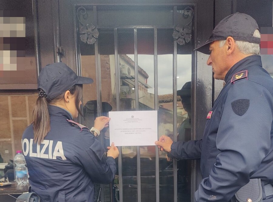sospesa-per-7-giorni-dalla-polizia-di-stato-l’attività-di-un-bar-del-quartiere-cibali-diventato-abituale-ritrovo-di-pregiudicati.jpeg sospesa-per-7-giorni-dalla-polizia-di-stato-l’attività-di-un-bar-del-quartiere-cibali-diventato-abituale-ritrovo-di-pregiudicati.jpeg