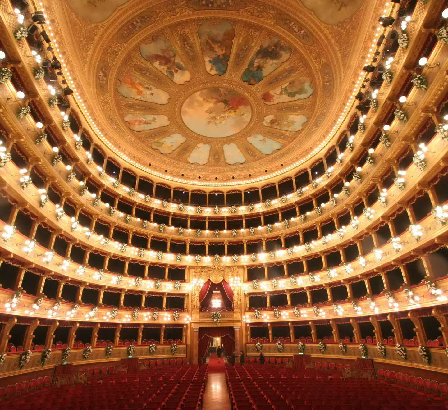 Biglietto unico per Teatro Massimo, Palazzo Branciforte e Villa Zito