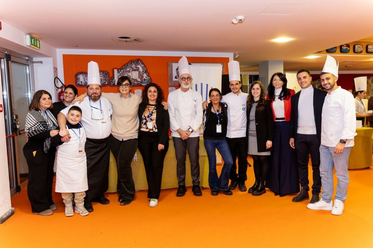 foto_di_gruppo_staff.jpeg foto_di_gruppo_staff.jpeg