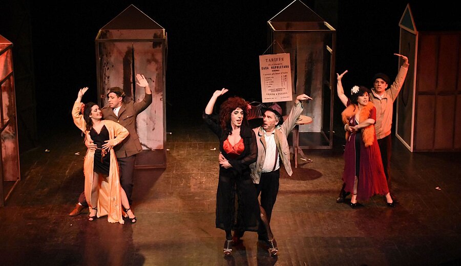 Al Piccolo Teatro di Catania musica, personaggi, ricordi e poesia di un quartiere che non c'è più