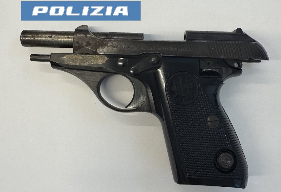 Cinquantaseienne catanese arrestato in via Galermo dalla Polizia di Stato Cinquantaseienne catanese arrestato in via Galermo dalla Polizia di Stato
