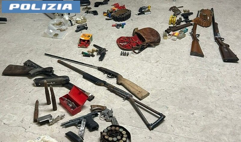 Maxi sequestro di pistole e fucili trovati in abitazioni e in fondi rurali di Adrano