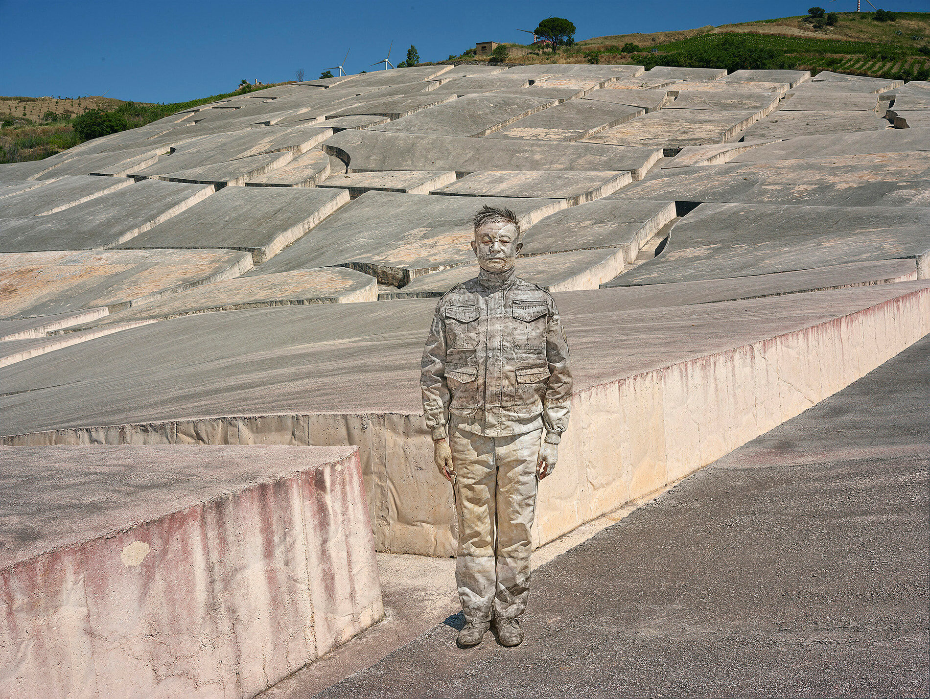 Al MAC di Gibellina dal 17 ottobre 'Macerie' di Liu Bolin