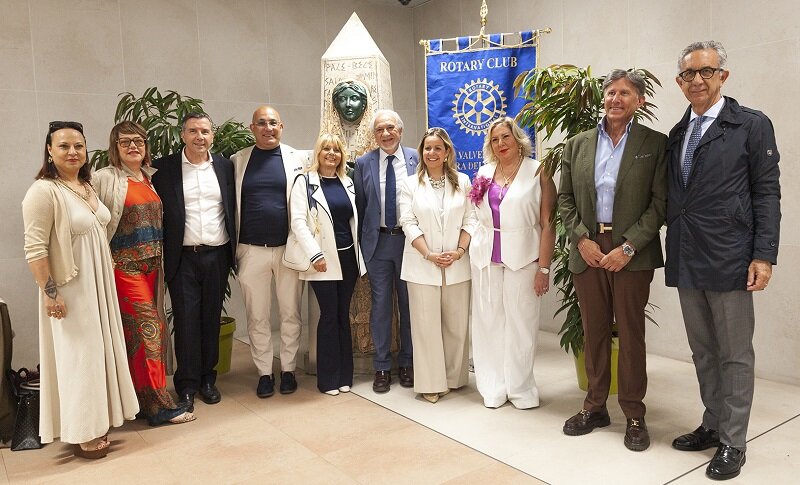 Alla Metro Fontana inaugurata 'Mother of peace' per costruire dialoghi di pace