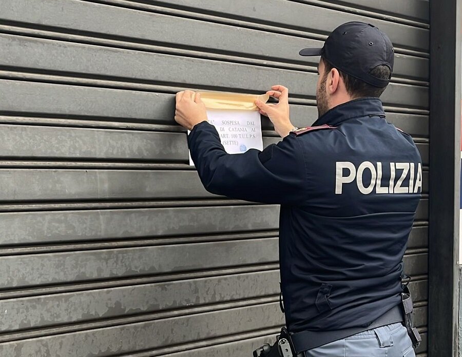 Attività di un centro scommesse del quartiere San Cristoforo sospesa per 7 giorni dalla Polizia di Stato