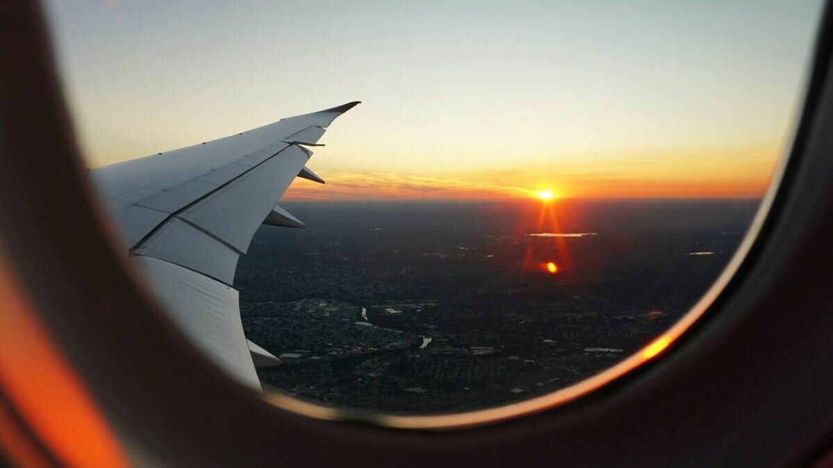 Gli effetti dei costi indiretti sui viaggi e sulle trasferte di lavoro in aereo