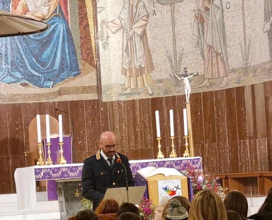 Insieme, per la sicurezza, i consigli della Polizia di Stato per difendersi da truffe e raggiri