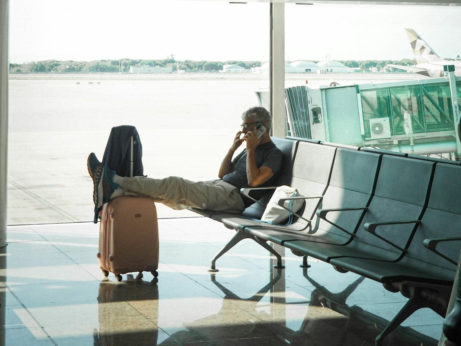 Guerra in Iran e Medio Oriente, cosa fare con i voli cancellati