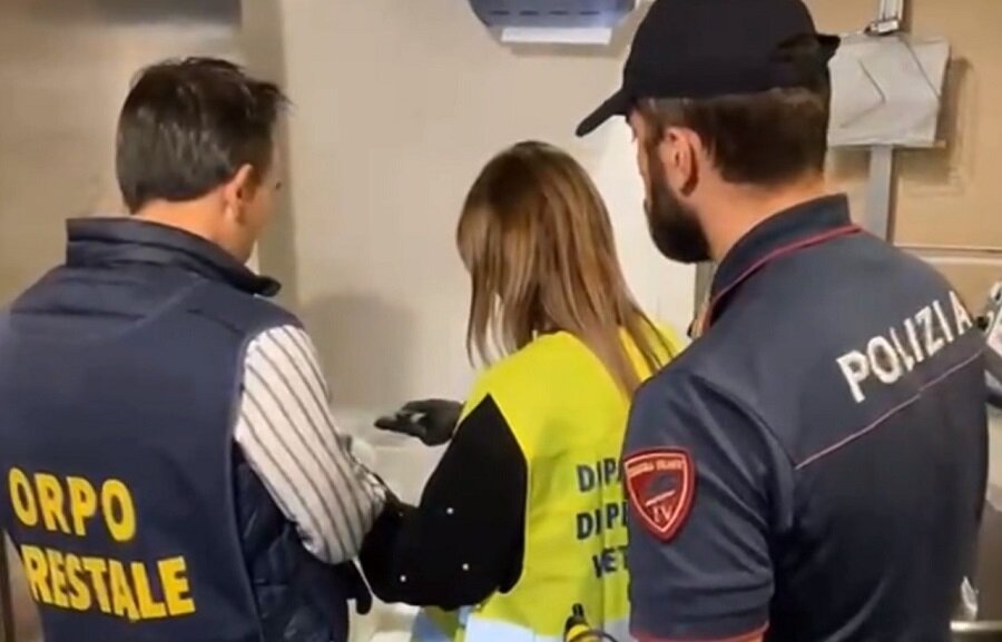 Controlli della task force coordinata dalla Polizia di Stato in 2 ristoranti, sanzioni per 18.500 euro