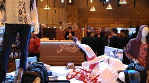 STAND FRESH BRAND - MOMAD 06
