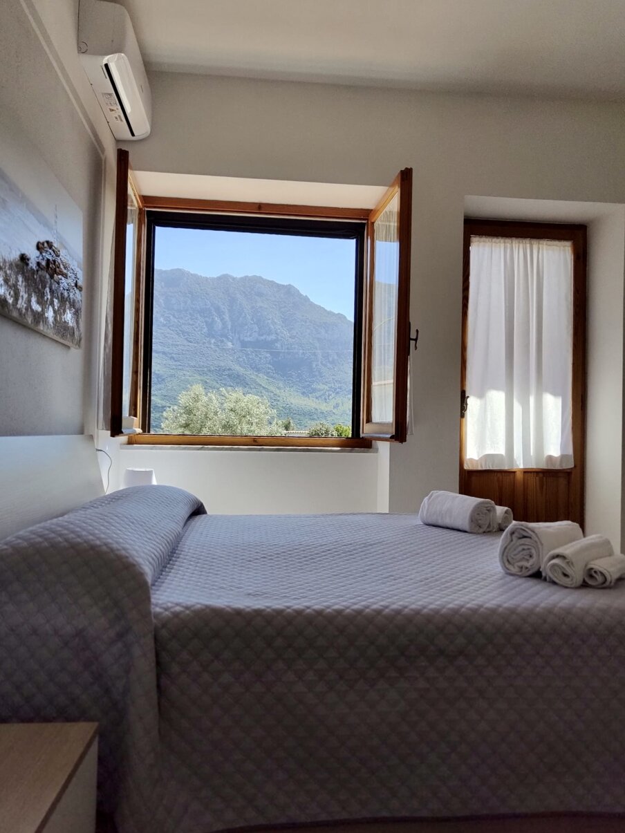 eyJpdCI6IkZsb3JhIn0=